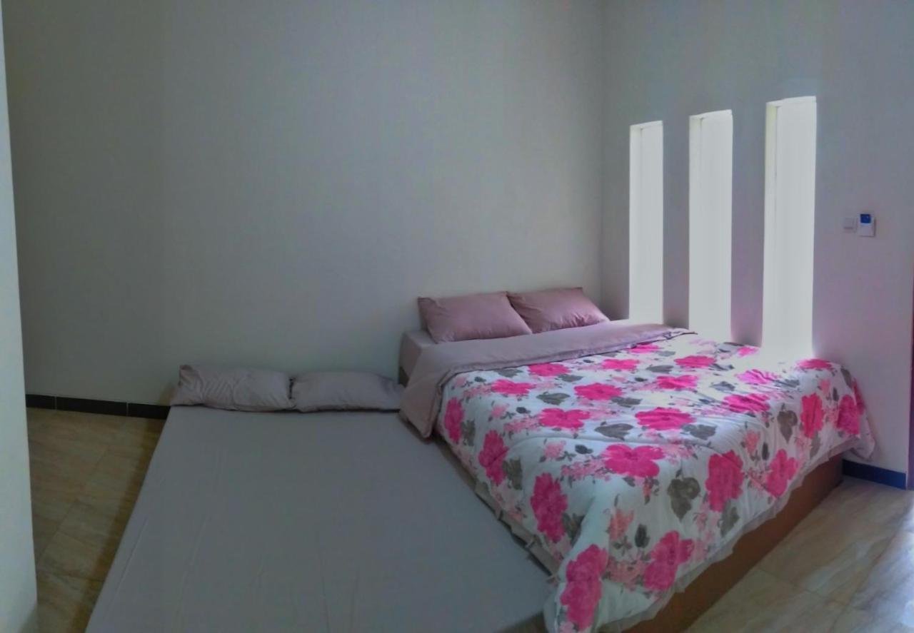 Satya Graha 3*